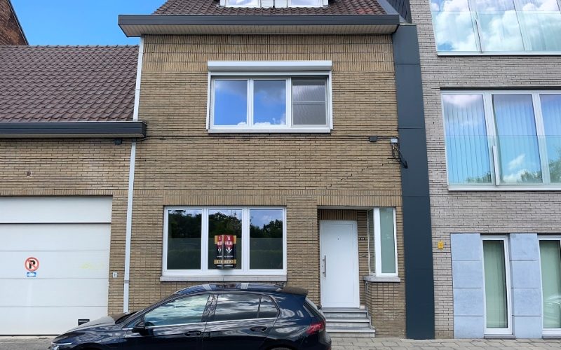 WONING MET 3 SLPK OP TOPLOCATIE - Featured Image