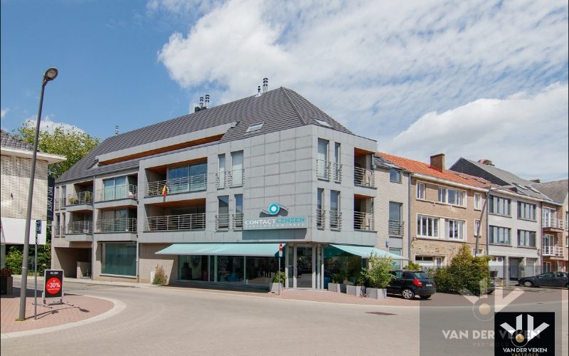 1_Kerklaan_13_bus_3_2_Diepenbeek_1.jpg
