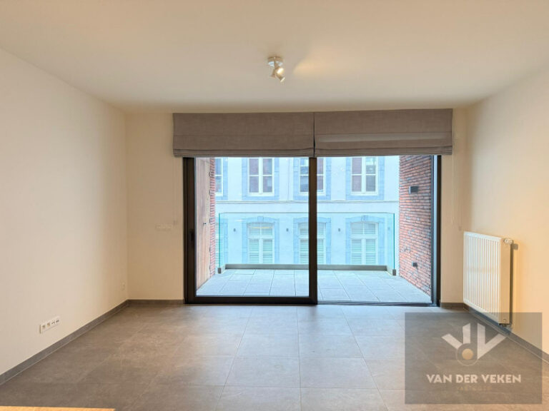 WhatsApp Image 2026-02-12 at 14.10.49 (14).jpg