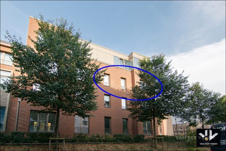 MOOI AFGEWERKTE 1-SLPK APPARTEMENT OP TOPLOCATIE - Featured Image